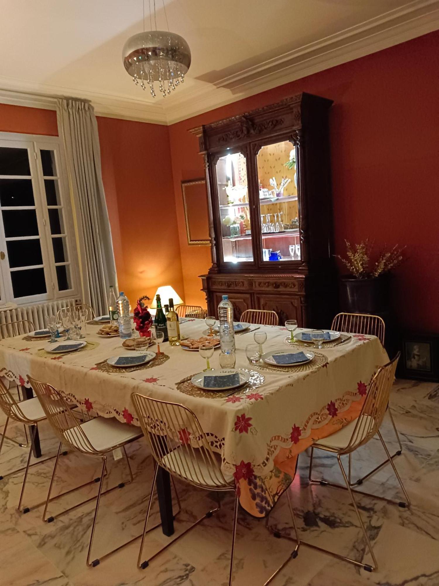 La Maison Basque Sainte-Livrade-sur-Lot Exteriör bild